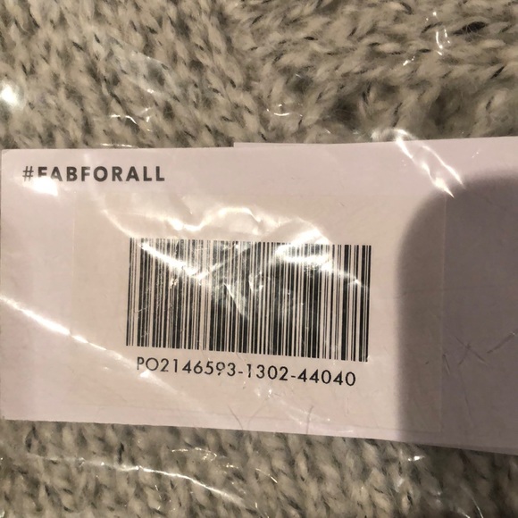 New JustFab Mock Neck Pointelle Sweater - Picture 4 of 5